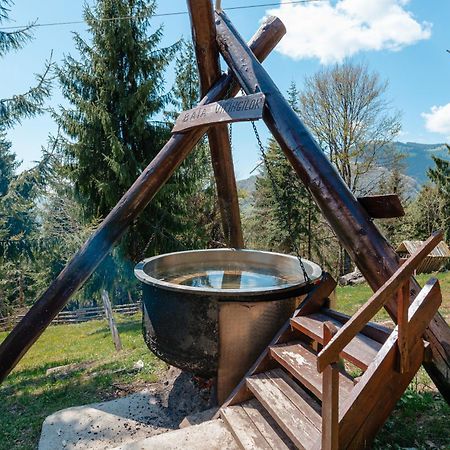 Complex Turistic Alpina Blazna Sant Hotel Eksteriør billede