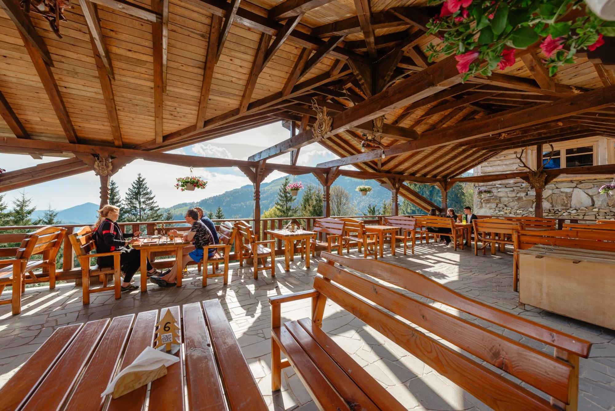 Complex Turistic Alpina Blazna Sant Hotel Eksteriør billede