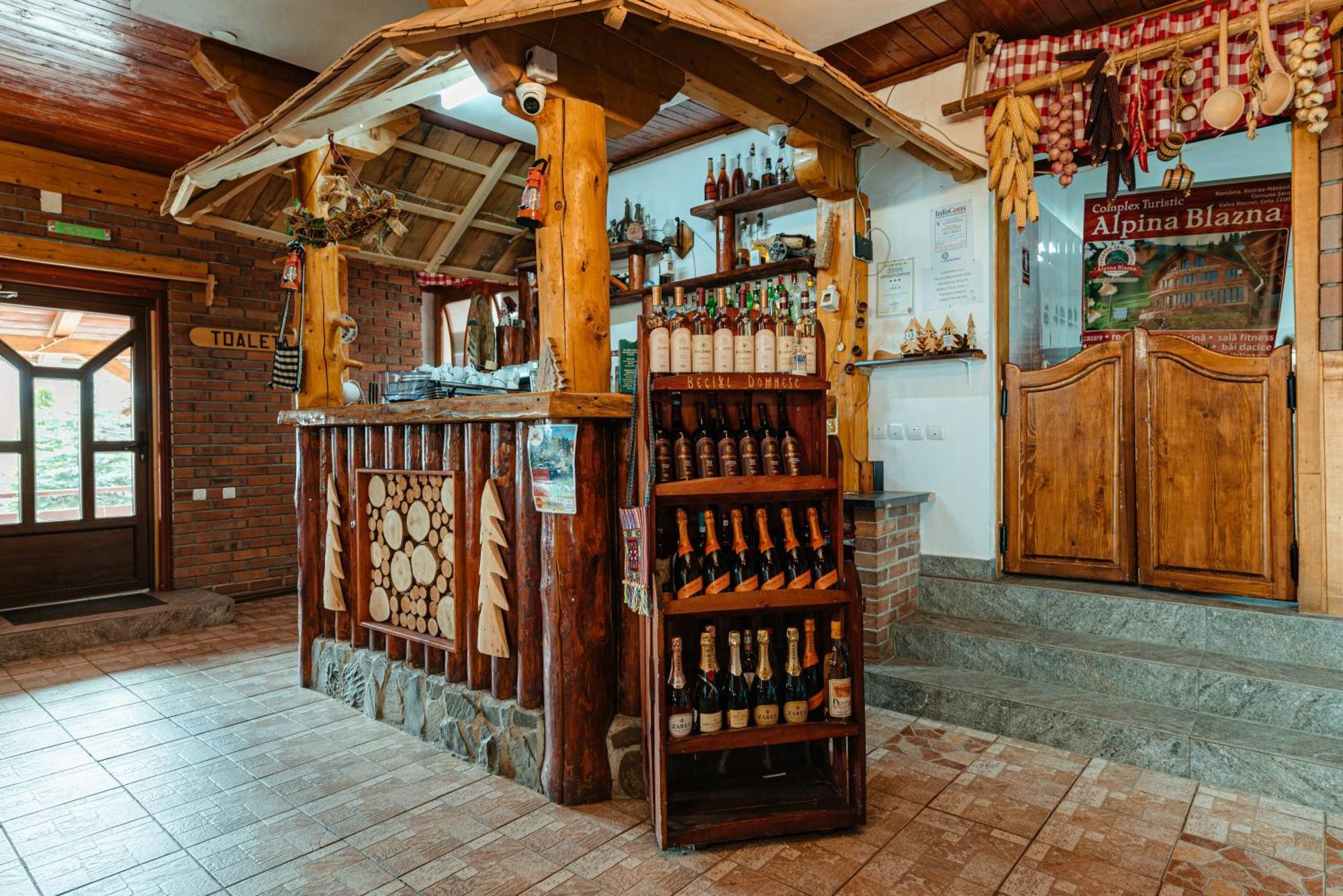 Complex Turistic Alpina Blazna Sant Hotel Eksteriør billede