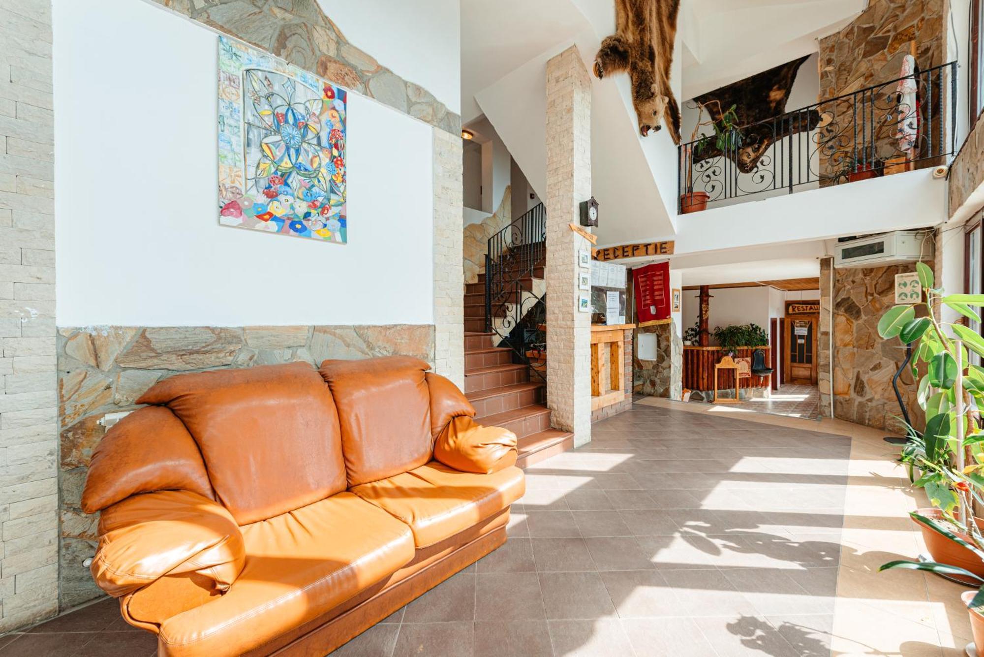 Complex Turistic Alpina Blazna Sant Hotel Eksteriør billede