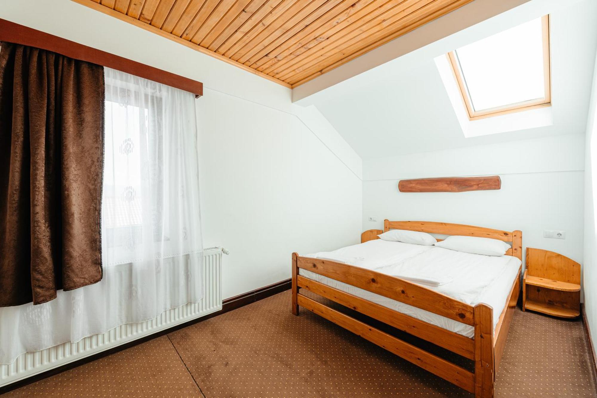 Complex Turistic Alpina Blazna Sant Hotel Eksteriør billede